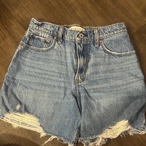 Abercrombie & Fitch The Loose Short High-Rise Jean Shorts